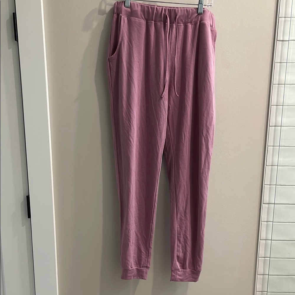 Como Black size M oversized Jogger Pants